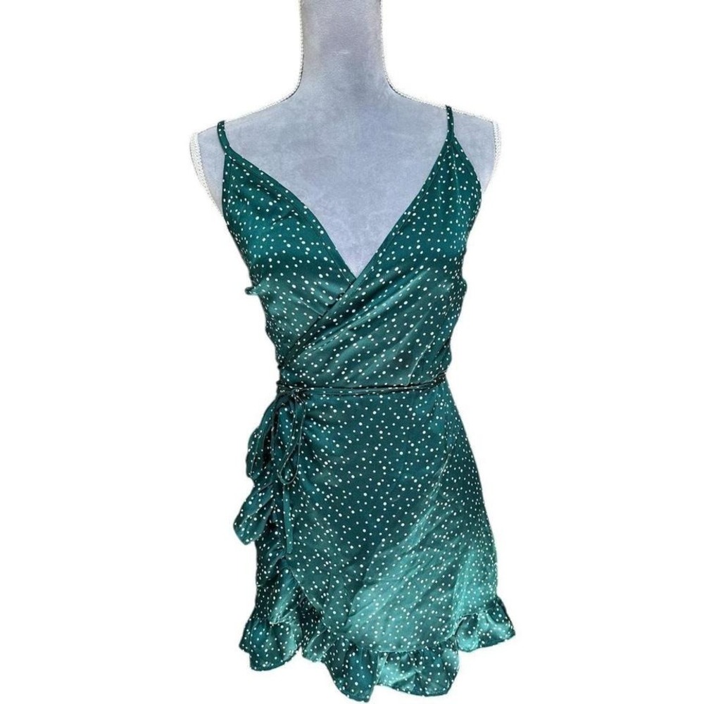 Princess Polly Green‎ Polka Dot Ruffle Sleeveless Mini Dress, Size 4